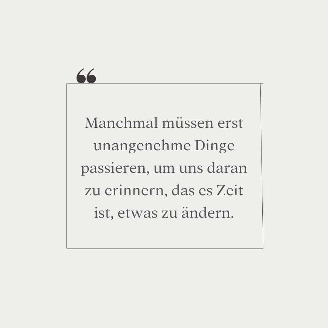 Zu oft müssen wir erst wach gerüttelt werden.
Selbstverantwortung bedeutet aber, schon vorher tätig zu werden.
Im Gesundheitsbereich ist es die Prophylaxe. Denn wenn mein Körper alles bekommt um gesund zu sein, ist er es auch.
💚 Ich gebe meinem Körper alle Mikronährstoffe, die er benötigt, um funktionieren zu können
💚 Ich unterstütze mich mit ätherischen Ölen
💚 Ich bin achtsam mit mir, aber auch mit anderen
💚 Ich esse bioverfügbare Nahrung
💚 Ich bewege mich in der Natur
💚 Ich achte auf meine Gedanken
💚 Ich sorge für einen guten Schlaf
Was machst du, um deine Gesundheit zu unterstützen, schreibe es gerne in die Kommentare.
❤️liche Grüße Lena
#Prophylaxe #Gesundheit #ätherische Öle