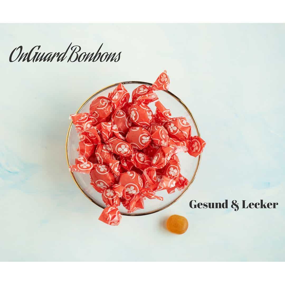 Für unterwegs sind sie genial.
Sie schmecken richtig gut, aber sie haben auch Kraft.
Du spürst wie kraftvoll die ätherischen Öle in diesem Bonbon sind direkt.
Test sie aus - du wirst staunen.
❤️liche Grüße Lena
#OnGuard #Bonbons #lecker&gesund